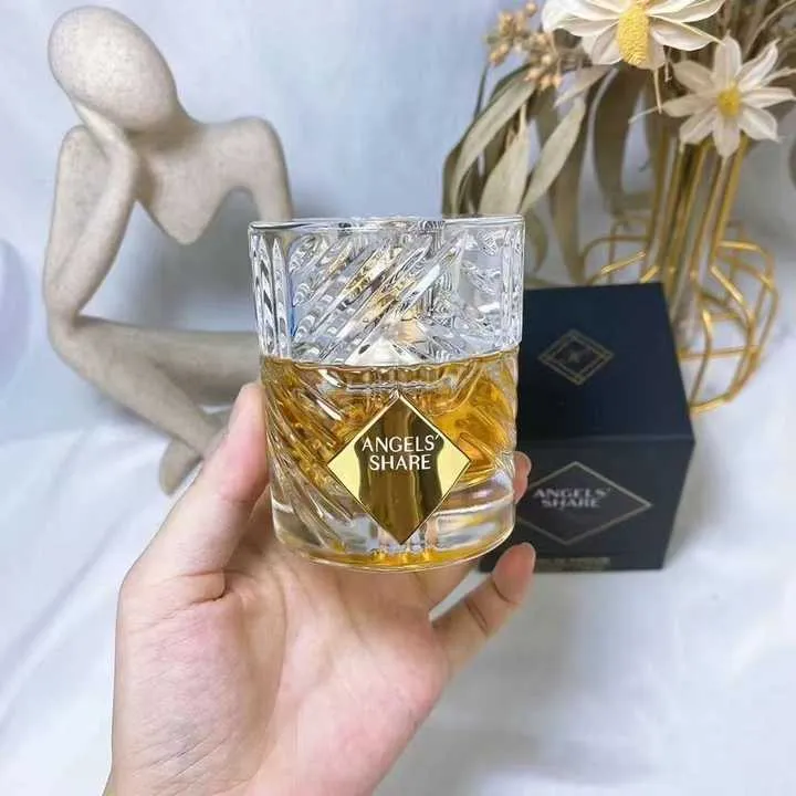 عطر عالي الجودة مصمم عطر Edp 50 عطر فاخر يدوم طويلاً عطر رجالي ملائكة حصة High Quality Designer Perfume Edp 50 Long Lasting Luxury Perfume Men's Perfume Malaika Hessa
