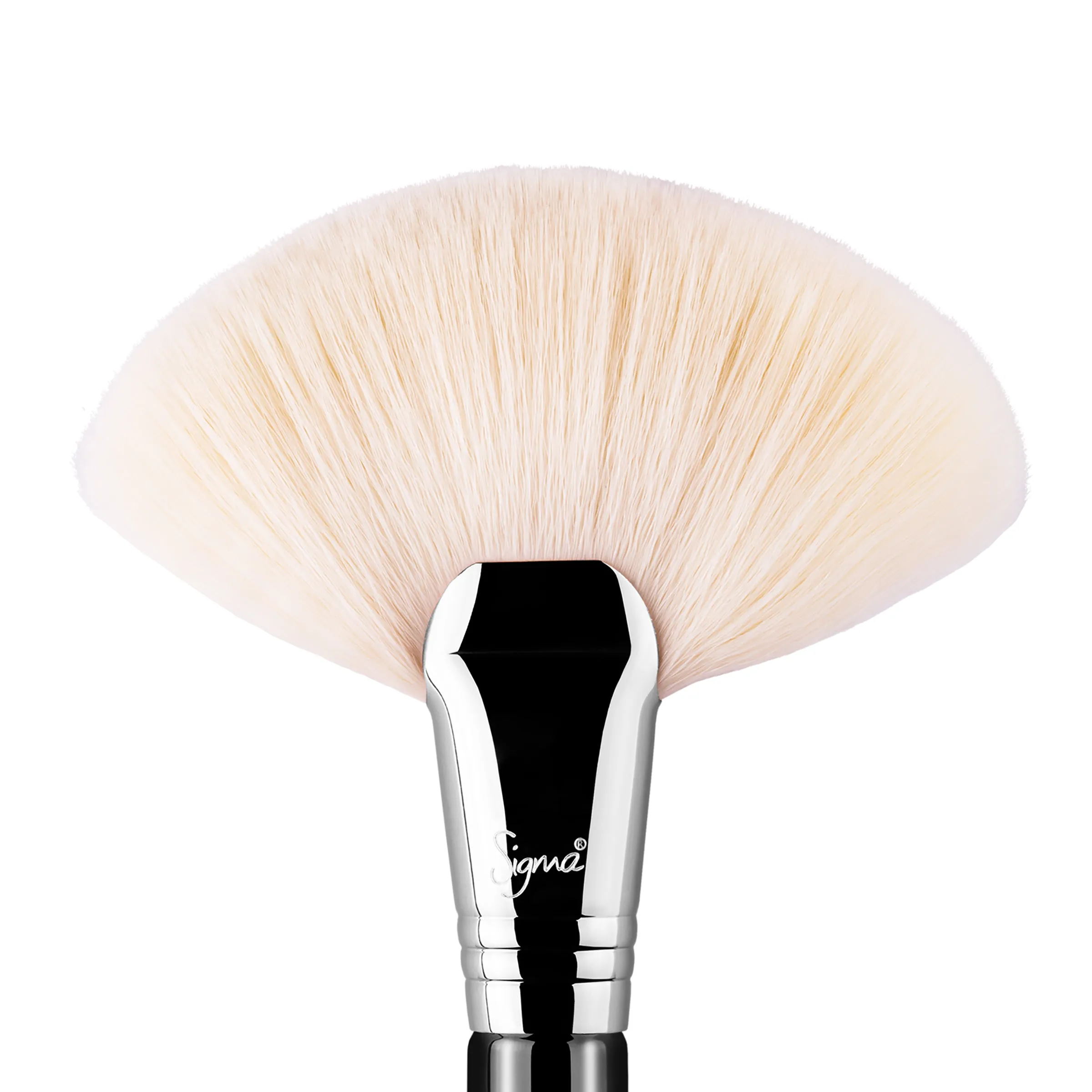 Sigma Beauty F90 Fan Brush - Black and Chrome